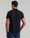 Camisa Slim Fit de manga corta con tejido seersucker