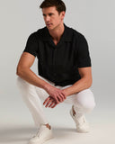 Camisa de manga corta Performance con tejido tafetán y cuello camp