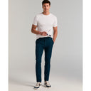 Pantalón Chino Hybrid Commuter Slim Tapered Color Sailor Blue