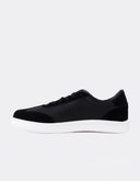 Tenis Negro Minimalista Casual Suela Blanca Contrastante