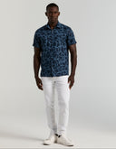 Camisa Floral Dark Sapphire Lino Blend Manga Corta