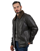 Chamarra Café Oscuro Tipo Action Leather con Cuello de Borrega