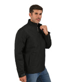 Chamarra Negra Acolchada con Cuello Alto